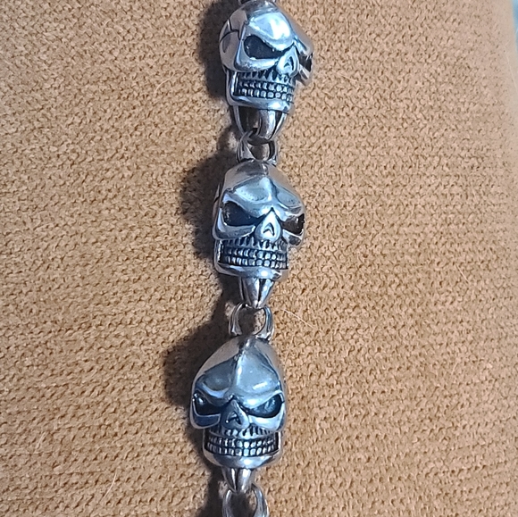 Jewelry - Spike Stainless Silver Tone Skull Link Bracelet Large Chunky